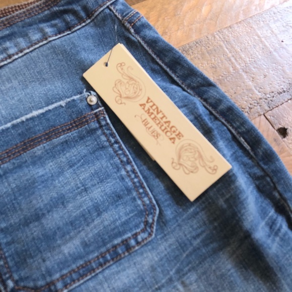 Pencil denim skirt - Picture 2 of 5